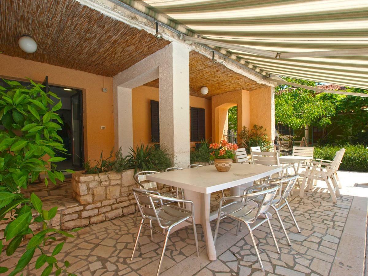 House Puntizela 747 Villa Pula Buitenkant foto
